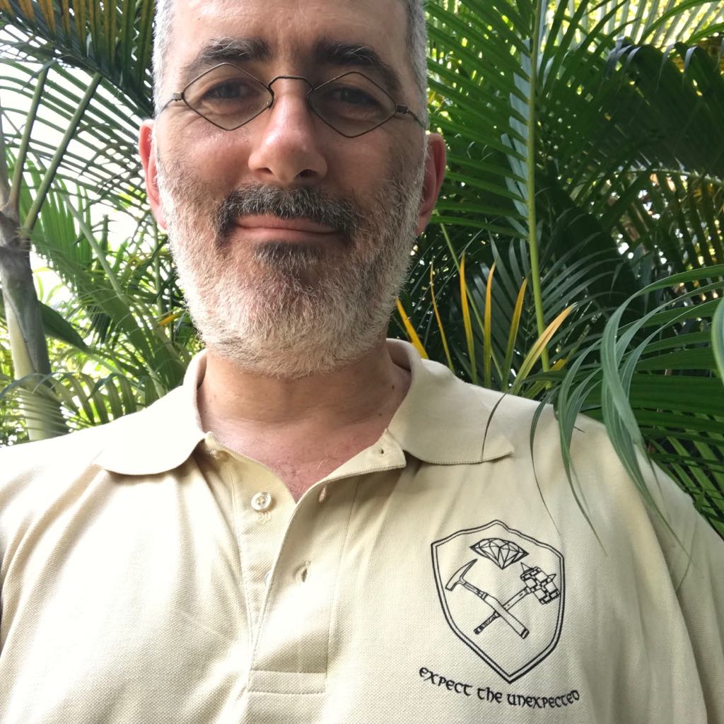 Interview with the most famous Field Gemologist to have roamed the Earth: Vincent Pardieu