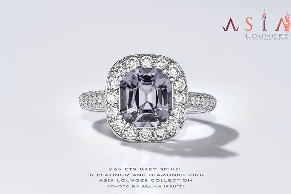 Classic 2.65 cts Grey Spinel in Platinum and Diamonds Ring