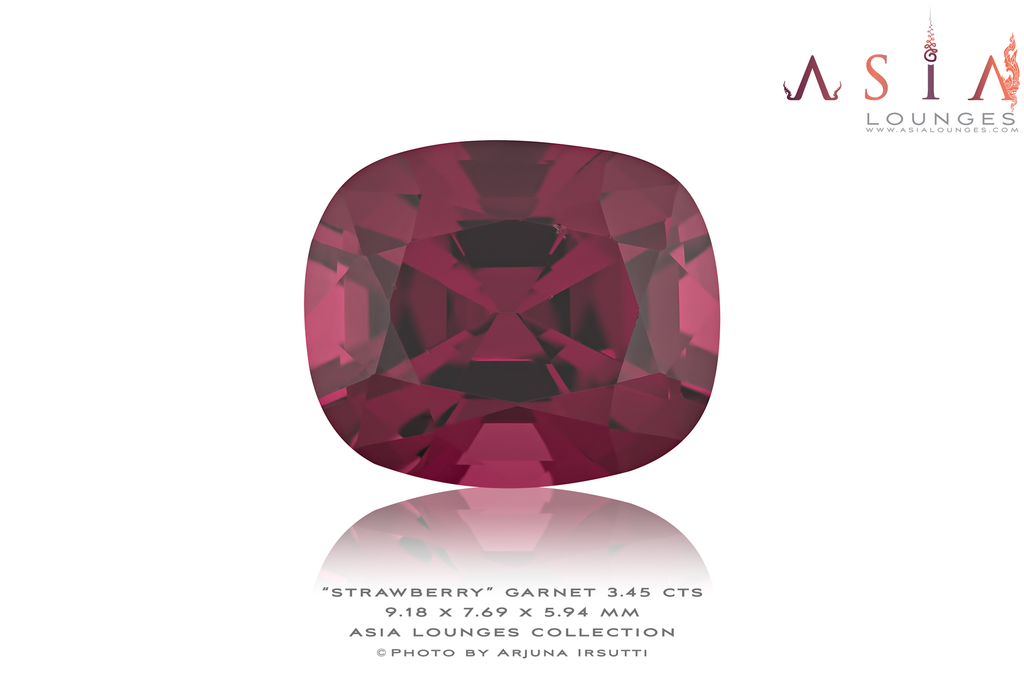 Tanzanian Strawberry Garnet 3.45 cts - Asia Lounges