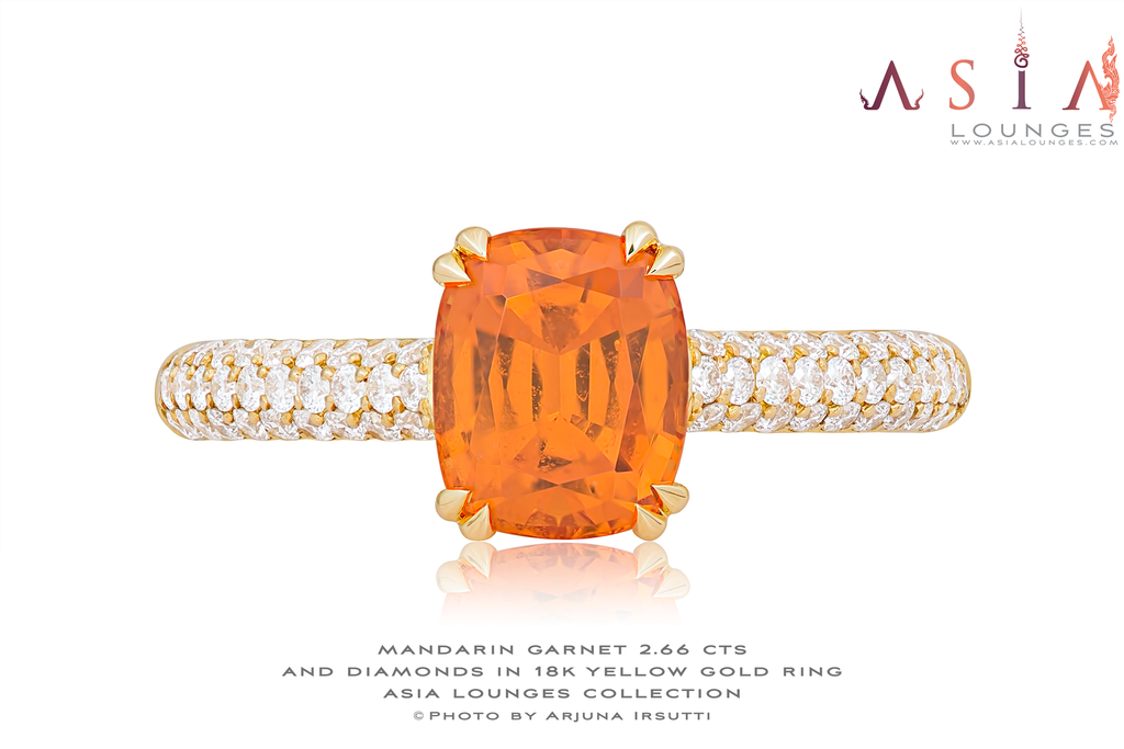 2.66 cts Tanzanian Mandarin Garnet in 18k Yellow Gold and Diamonds Ring - Asia Lounges