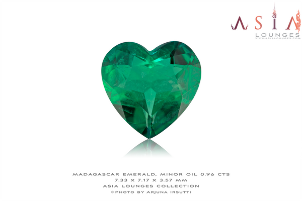 Madagascar Emerald 0.96 cts - Asia Lounges